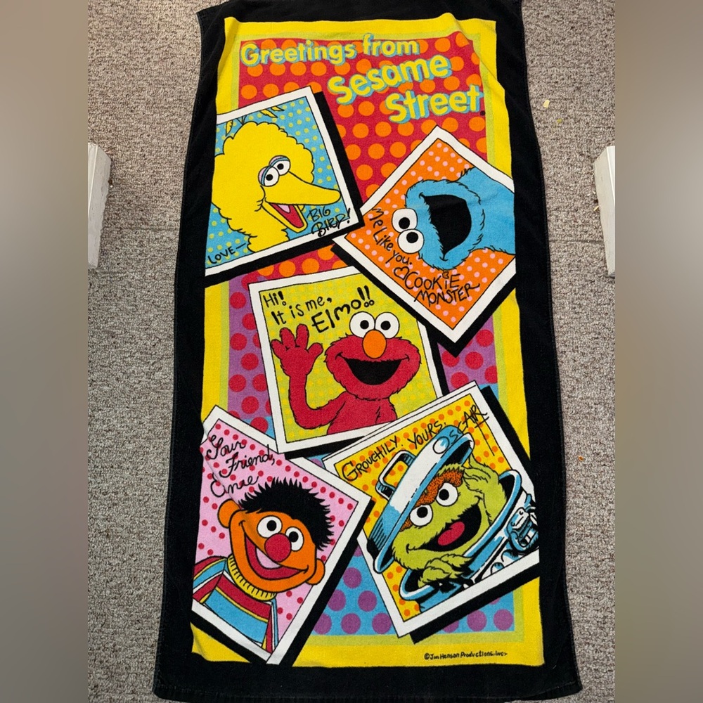 VTG Sesame Street Beach Towel  Jim Hensen Disney Cookie Monster